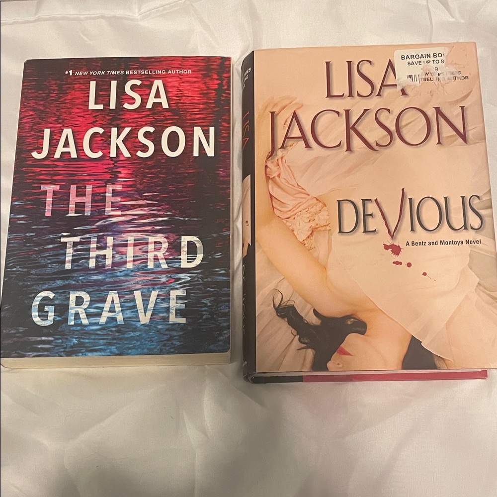 JACKSON Book Set - The Third Grave & Devious